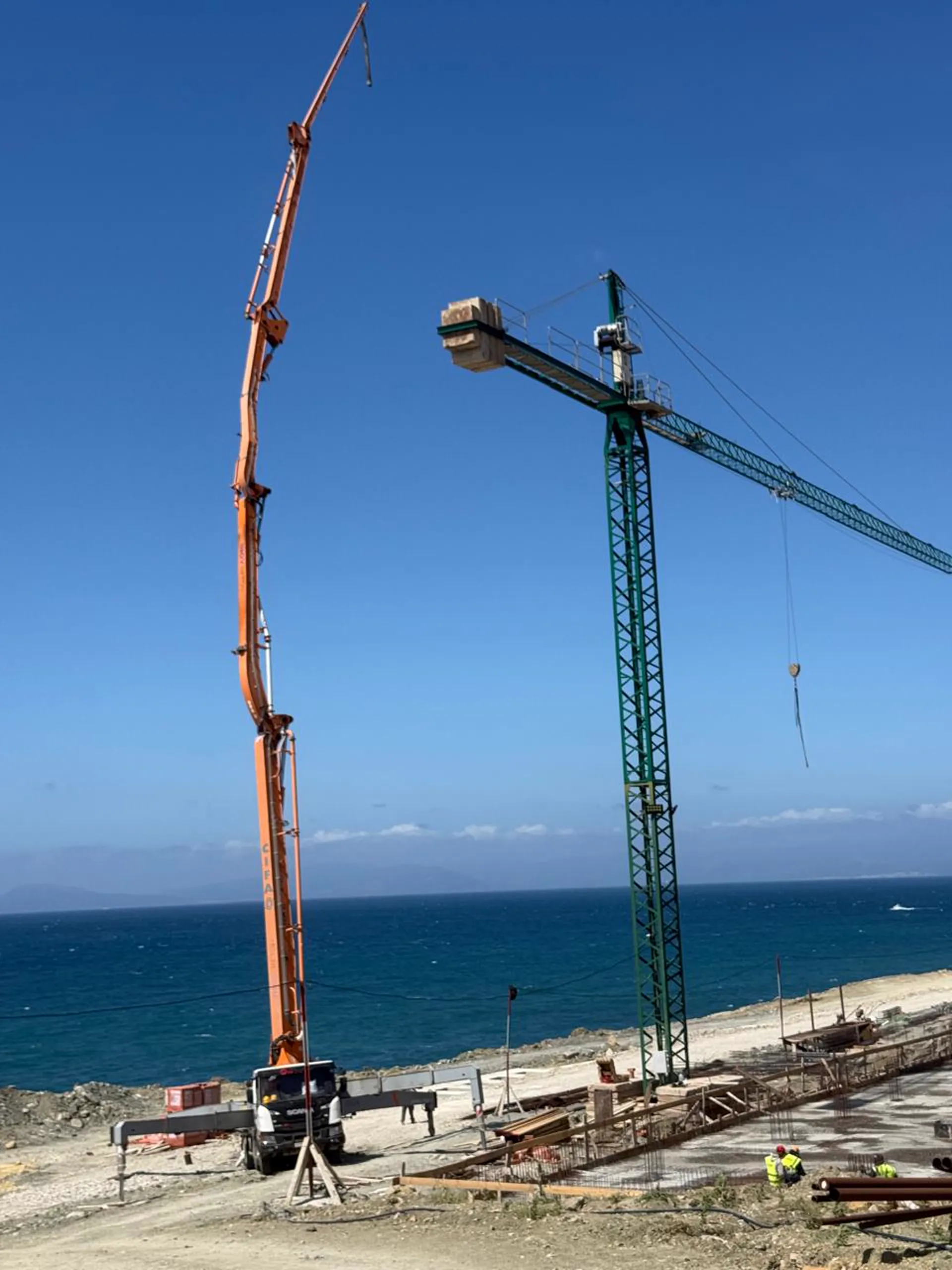 Chantier ODBM sur La Puerta de la Vida à Tanger — gros œuvre en cours