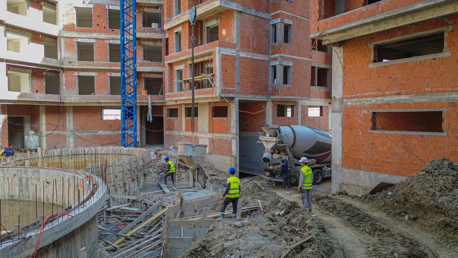 Chantier ODBM sur la résidence multifamiliale à Tanger — structure béton armé en cours